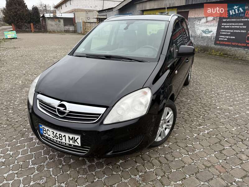 Opel Zafira 2011