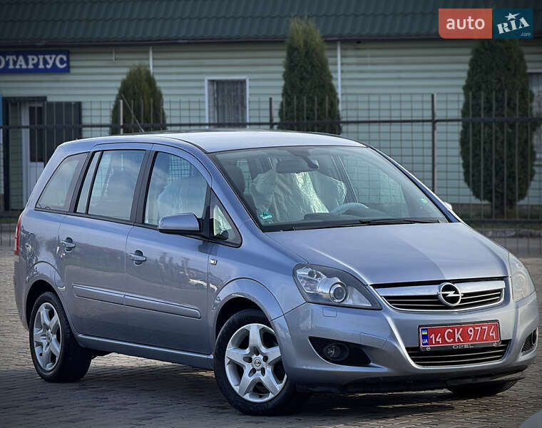 Opel Zafira 2008