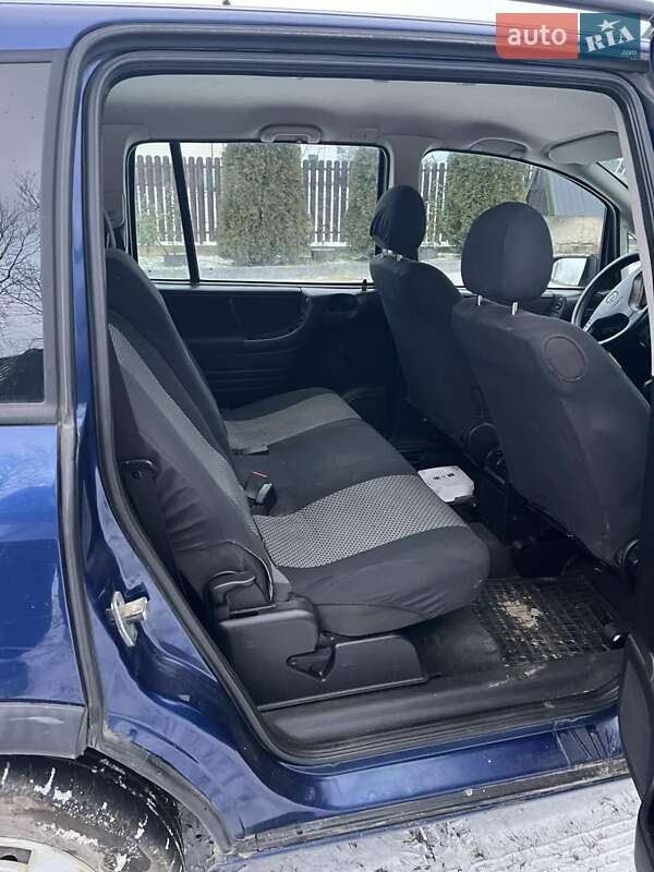 Мінівен Opel Zafira 2005 в Яворові