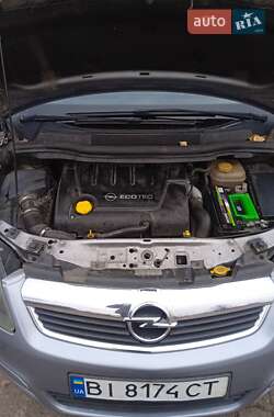 Минивэн Opel Zafira 2007 в Тростянце