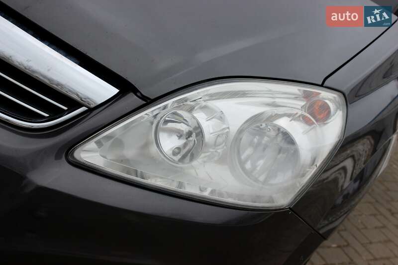 Мінівен Opel Zafira 2010 в Львові