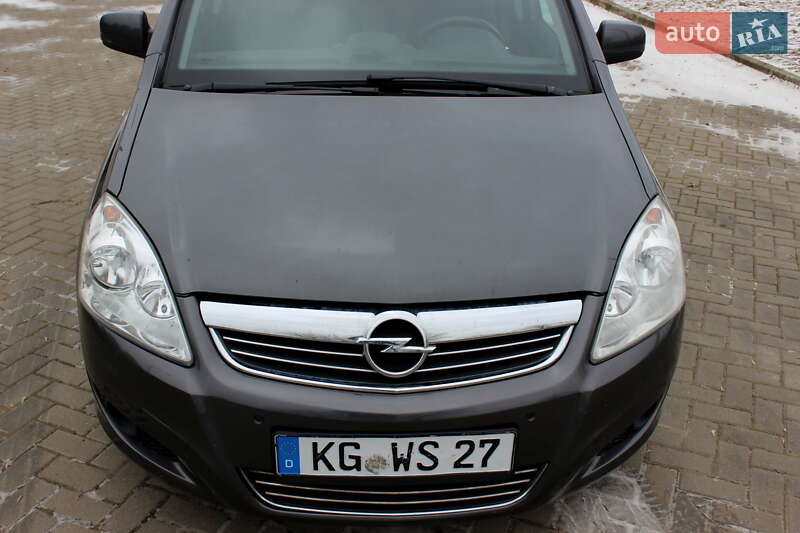 Мінівен Opel Zafira 2010 в Львові