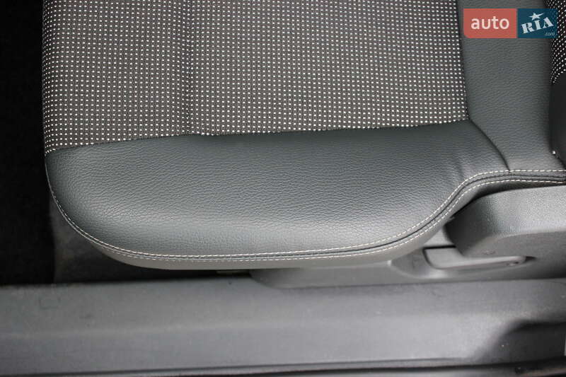 Мінівен Opel Zafira 2010 в Львові