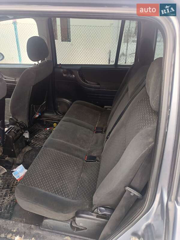 Мінівен Opel Zafira 2003 в Березному