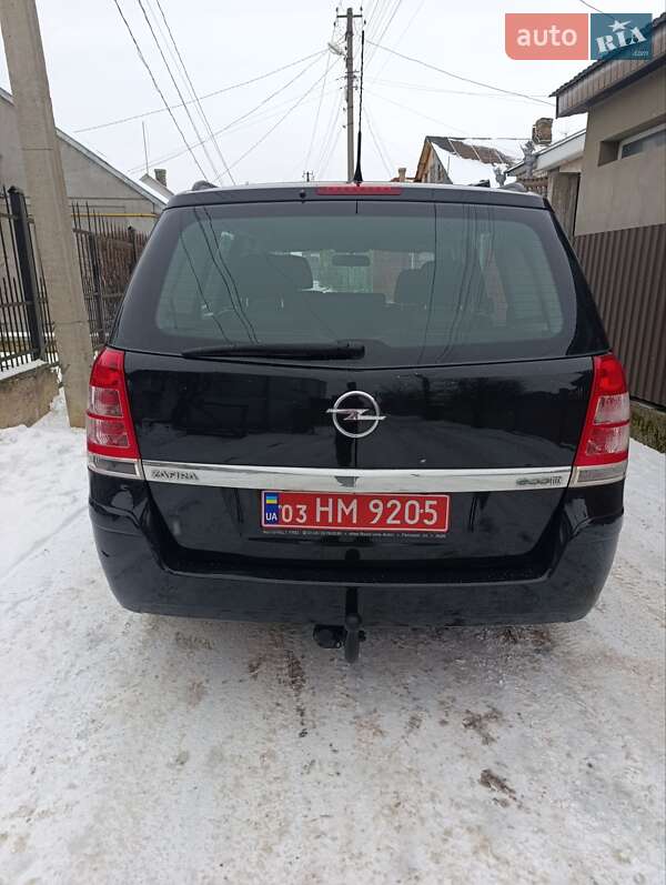 Минивэн Opel Zafira 2009 в Луцке фото 5 Минивэн Opel Zafira 2009 в Луцке