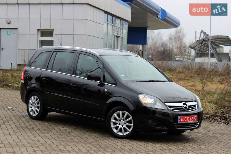Opel Zafira 2011