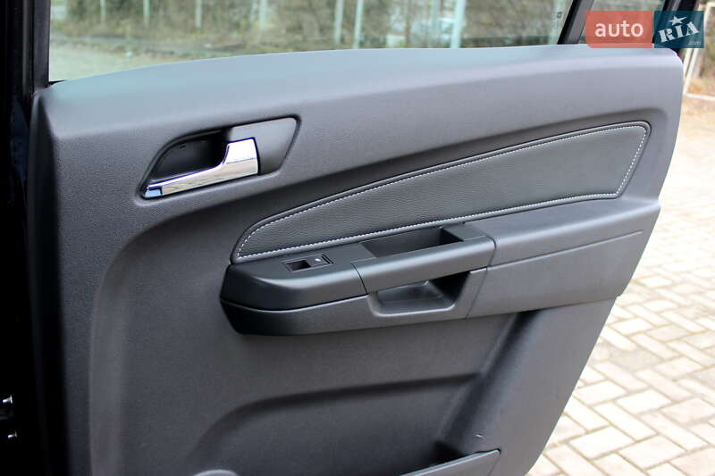 Мінівен Opel Zafira 2011 в Самборі