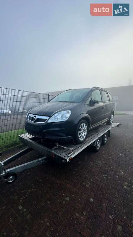 Минивэн Opel Zafira 2007 в Прилуках