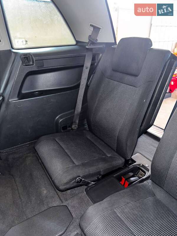 Мінівен Opel Zafira 2010 в Коломиї