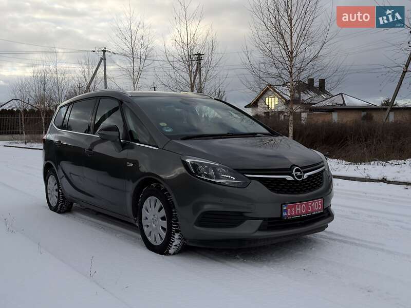 Мінівен Opel Zafira 2017 в Луцьку