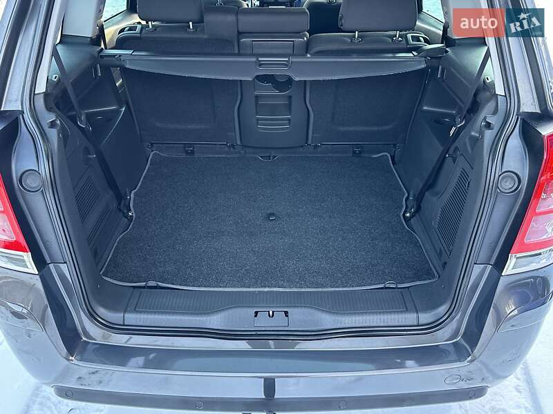 Мінівен Opel Zafira 2014 в Рівному