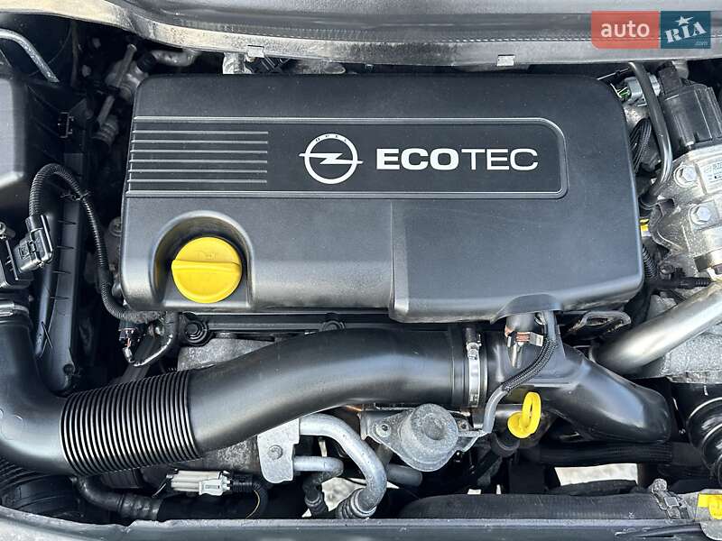 Мінівен Opel Zafira 2014 в Рівному