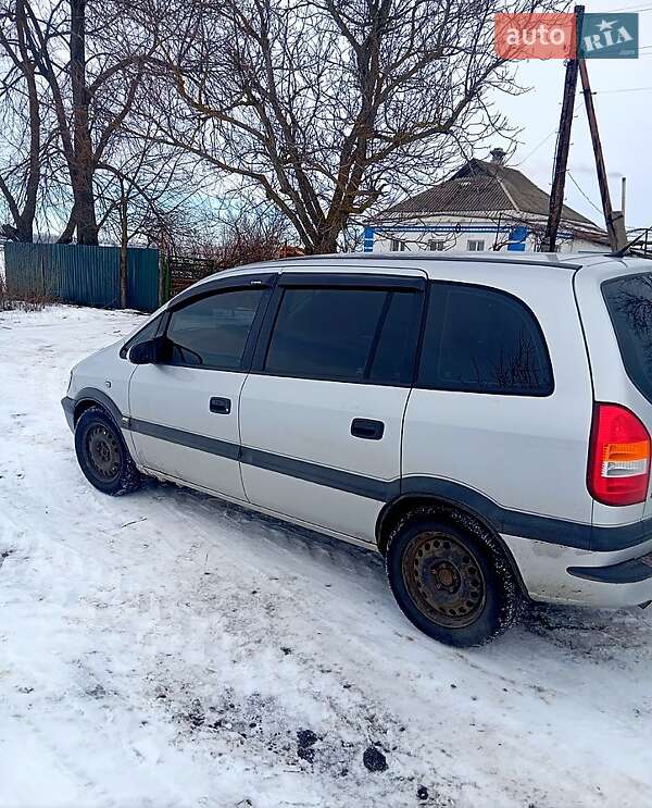 Мінівен Opel Zafira 2002 в Полтаві