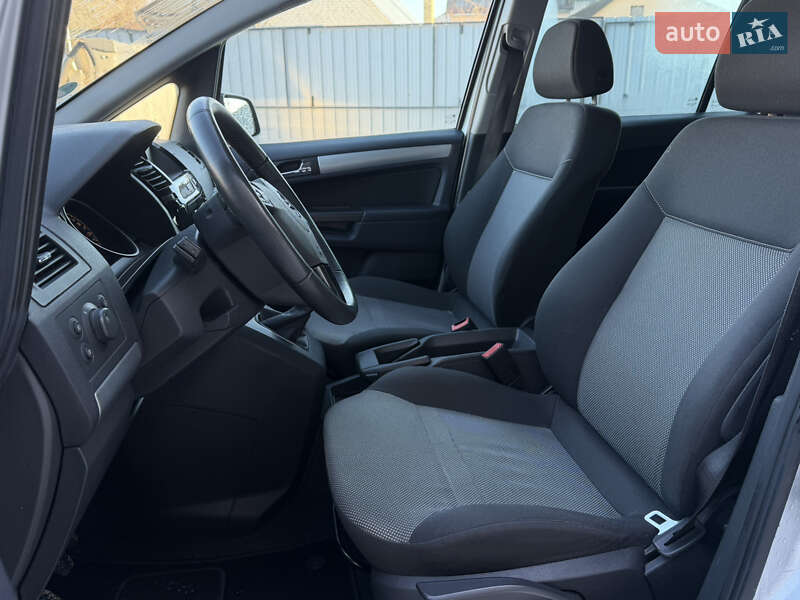 Минивэн Opel Zafira 2014 в Луцке фото 45 Минивэн Opel Zafira 2014 в Луцке