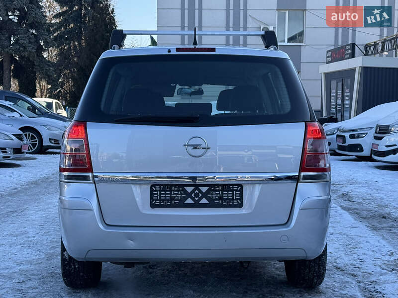 Мінівен Opel Zafira 2011 в Рівному фото 8 Мінівен Opel Zafira 2011 в Рівному