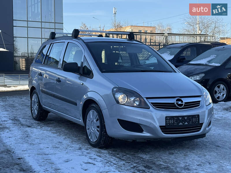 Мінівен Opel Zafira 2011 в Рівному фото 12 Мінівен Opel Zafira 2011 в Рівному