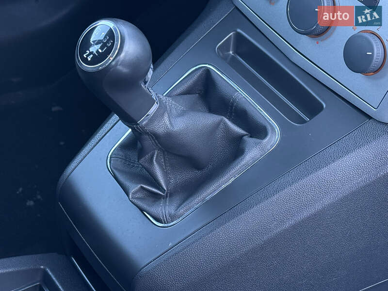 Мінівен Opel Zafira 2011 в Рівному фото 43 Мінівен Opel Zafira 2011 в Рівному