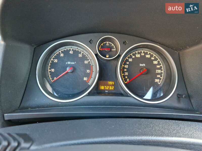 Мінівен Opel Zafira 2012 в Коломиї фото 10 Мінівен Opel Zafira 2012 в Коломиї