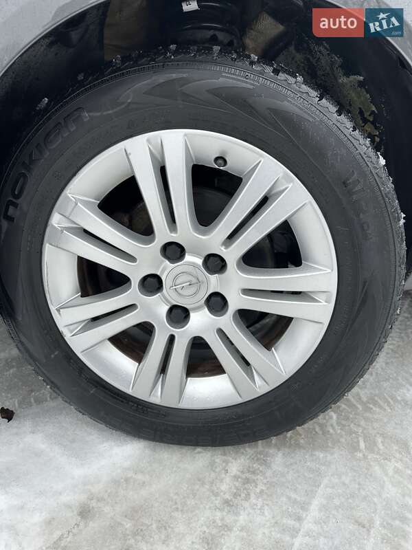 Минивэн Opel Zafira 2012 в Харькове фото 16 Минивэн Opel Zafira 2012 в Харькове