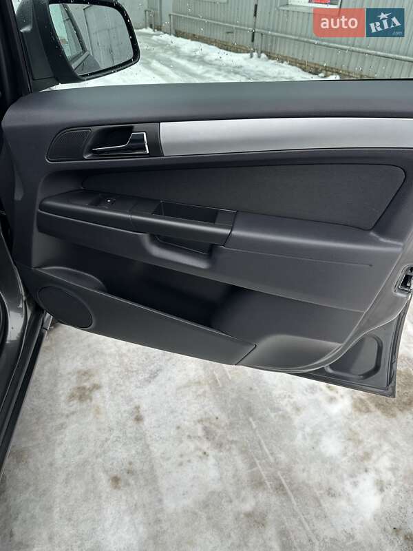 Минивэн Opel Zafira 2012 в Харькове фото 33 Минивэн Opel Zafira 2012 в Харькове