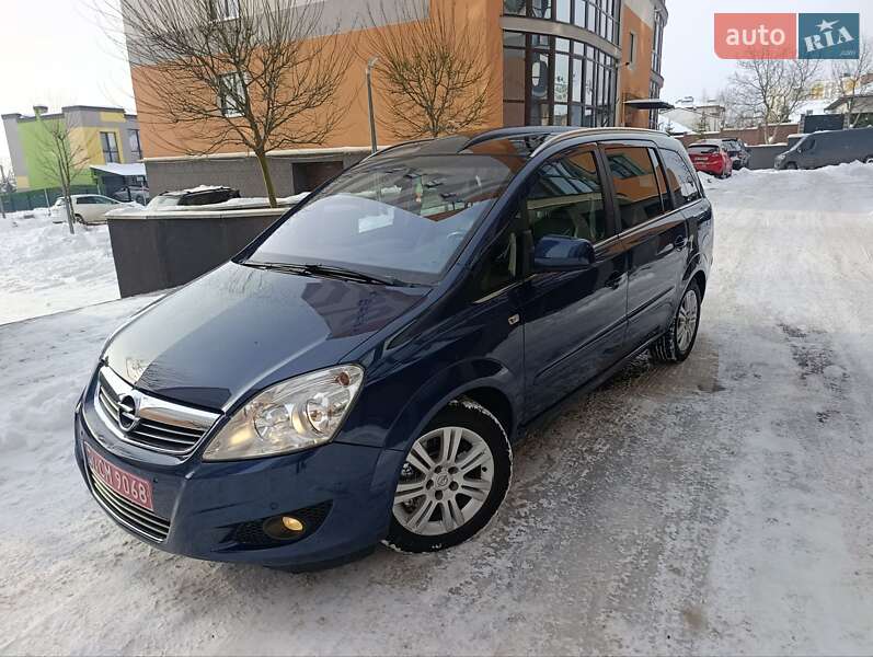 Opel Zafira 2011 Opel Zafira 2011
