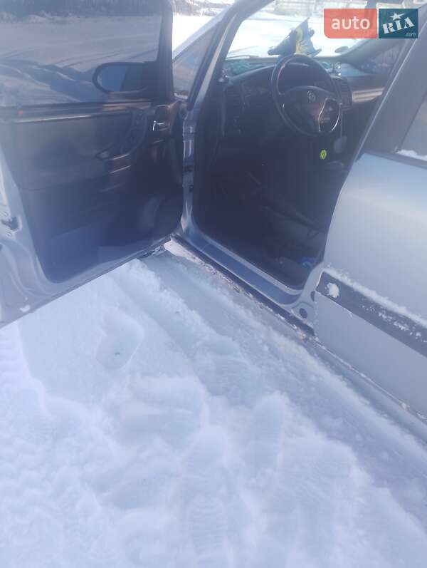 Минивэн Opel Zafira 1999 в Лохвице