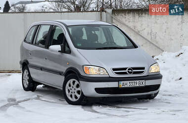 Минивэн Opel Zafira 2004 в Дрогобыче