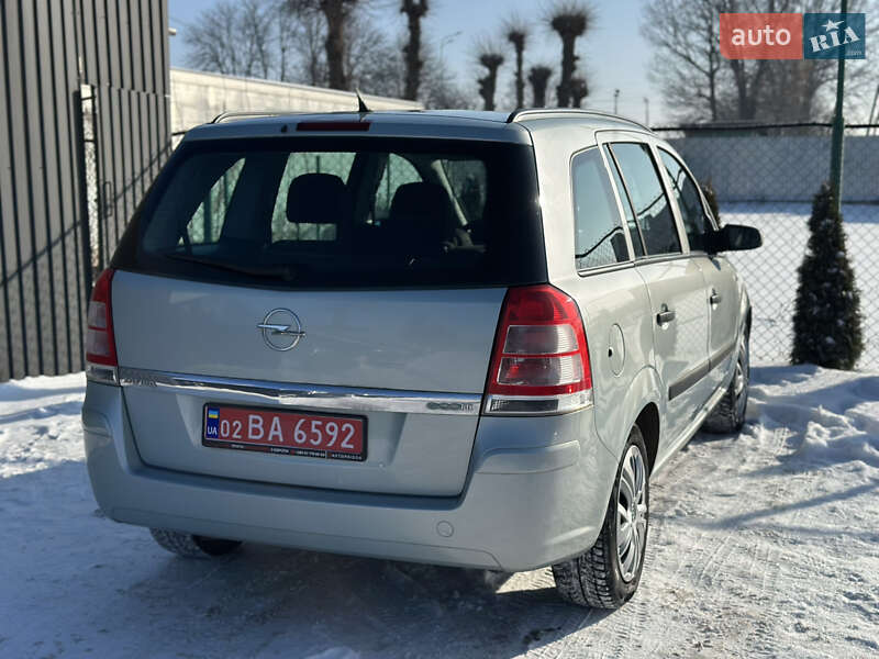 Минивэн Opel Zafira 2009 в Виннице