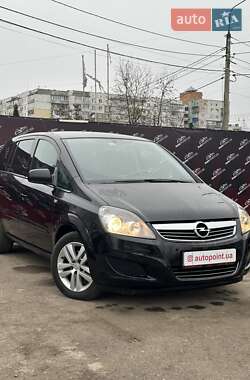 Минивэн Opel Zafira 2011 в Сумах