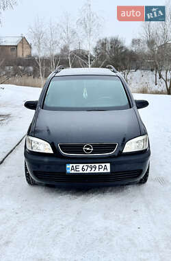 Мінівен Opel Zafira 2005 в Дніпрі