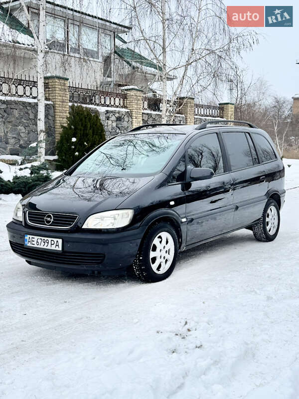 Opel Zafira 2004 Opel Zafira 2004