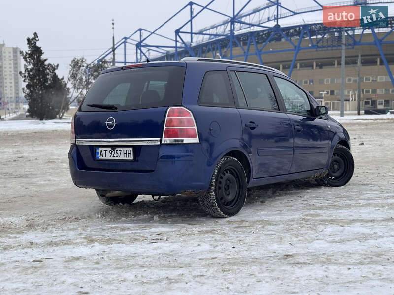 Минивэн Opel Zafira 2006 в Харькове фото 5 Минивэн Opel Zafira 2006 в Харькове