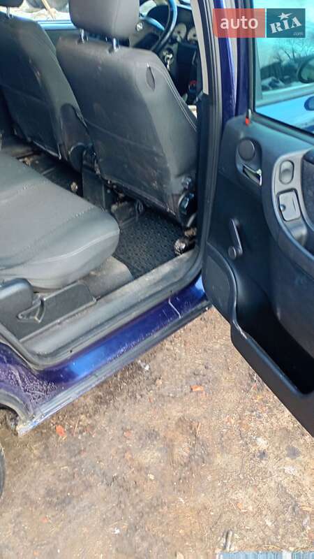 Минивэн Opel Zafira 2001 в Рава-Русской
