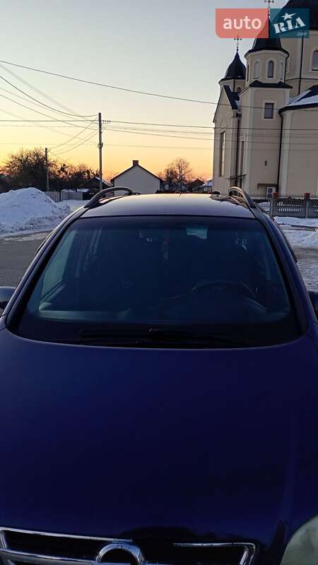 Минивэн Opel Zafira 2001 в Рава-Русской