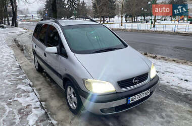 Минивэн Opel Zafira 2002 в Виннице