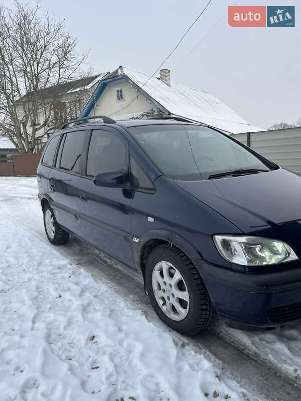 Мінівен Opel Zafira 2002 в Вашківцях