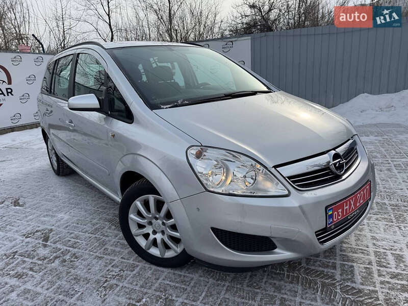 Минивэн Opel Zafira 2008 в Днепре