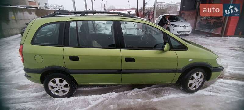 Минивэн Opel Zafira 2000 в Львове