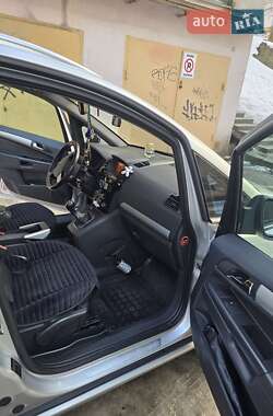 Мінівен Opel Zafira 2010 в Львові