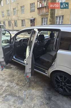 Мінівен Opel Zafira 2010 в Львові