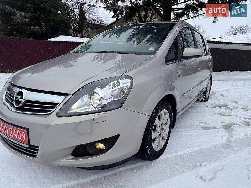 Минивэн Opel Zafira 2009 в Надворной фото 5 Минивэн Opel Zafira 2009 в Надворной