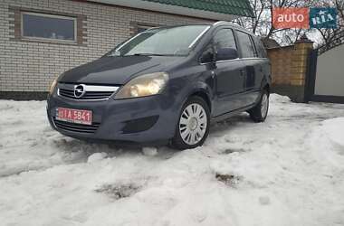 Минивэн Opel Zafira 2010 в Радомышле
