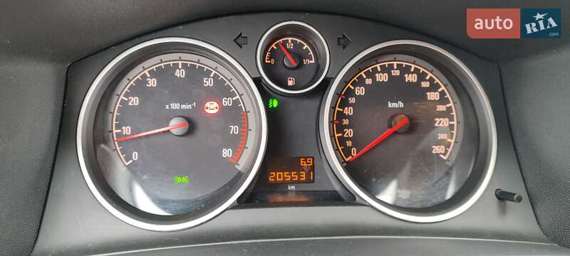 Минивэн Opel Zafira 2009 в Харькове