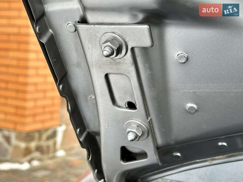 Минивэн Opel Zafira 2010 в Владимирце