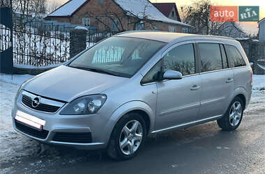 Минивэн Opel Zafira 2008 в Луцке