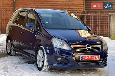 Минивэн Opel Zafira 2011 в Стрые