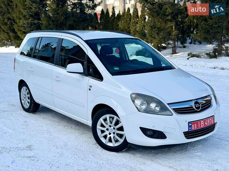 Минивэн Opel Zafira 2011 в Тернополе фото 12 Минивэн Opel Zafira 2011 в Тернополе
