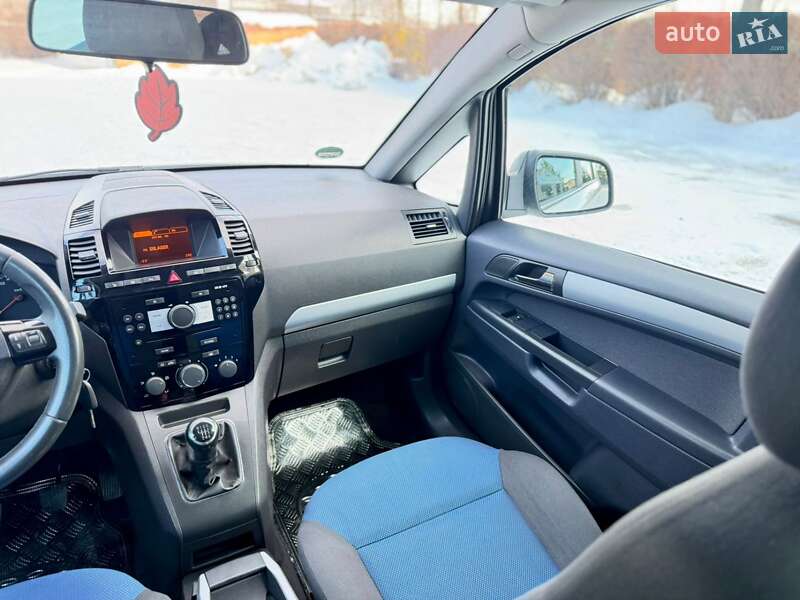 Минивэн Opel Zafira 2011 в Тернополе фото 28 Минивэн Opel Zafira 2011 в Тернополе