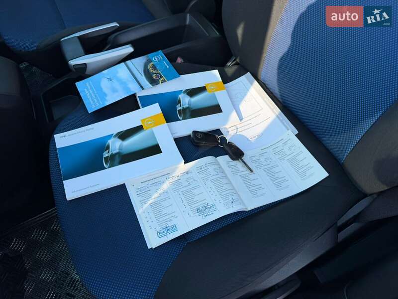 Минивэн Opel Zafira 2011 в Тернополе фото 37 Минивэн Opel Zafira 2011 в Тернополе