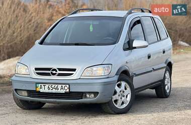 Минивэн Opel Zafira 2000 в Хусте